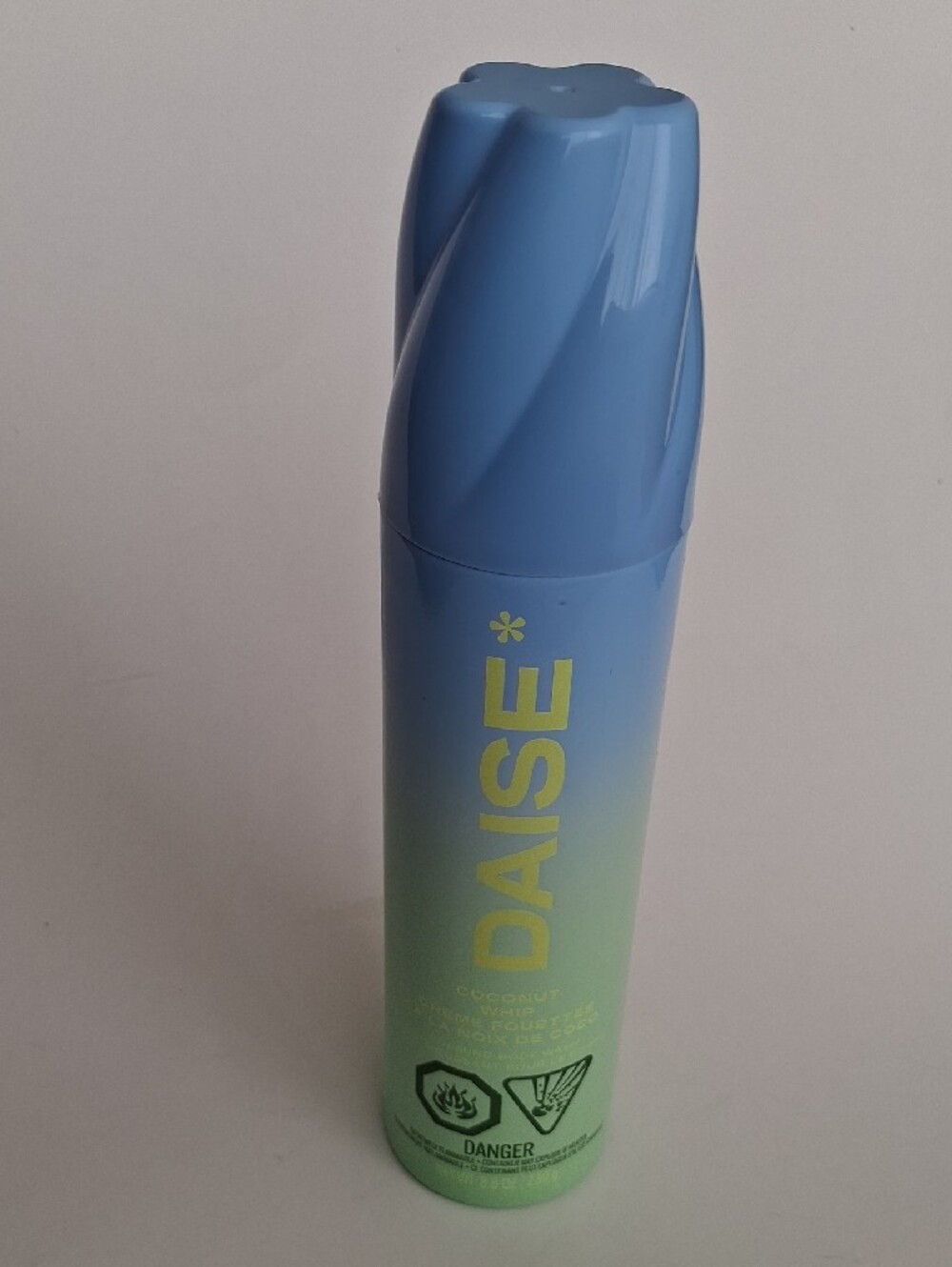 Daise* Coconut Whip Foaming Body Wash 250 g / 8.8 Oz
